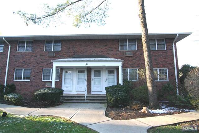 606 Washington Drive - Photo 1
