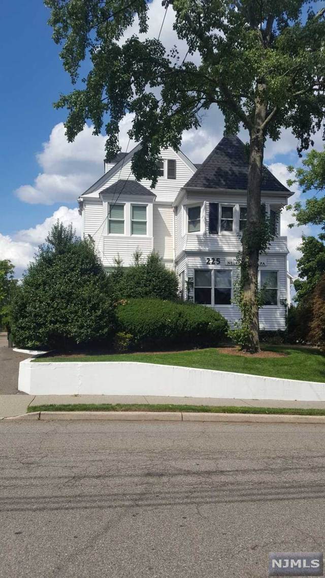 225 Dayton Street - Photo 1
