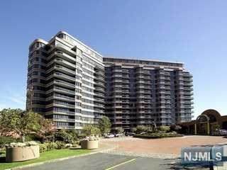 100 Carlyle Drive - Photo 1