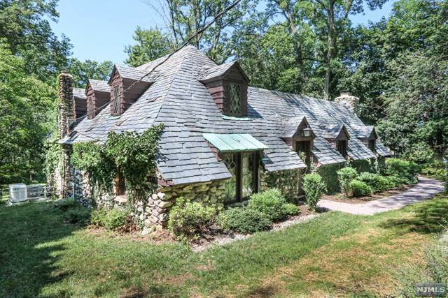 413 Warrenville Road - Photo 1