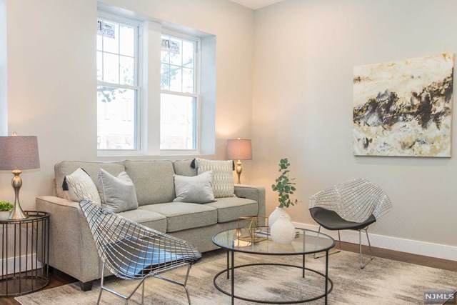 402 Cliff Street - Photo 1
