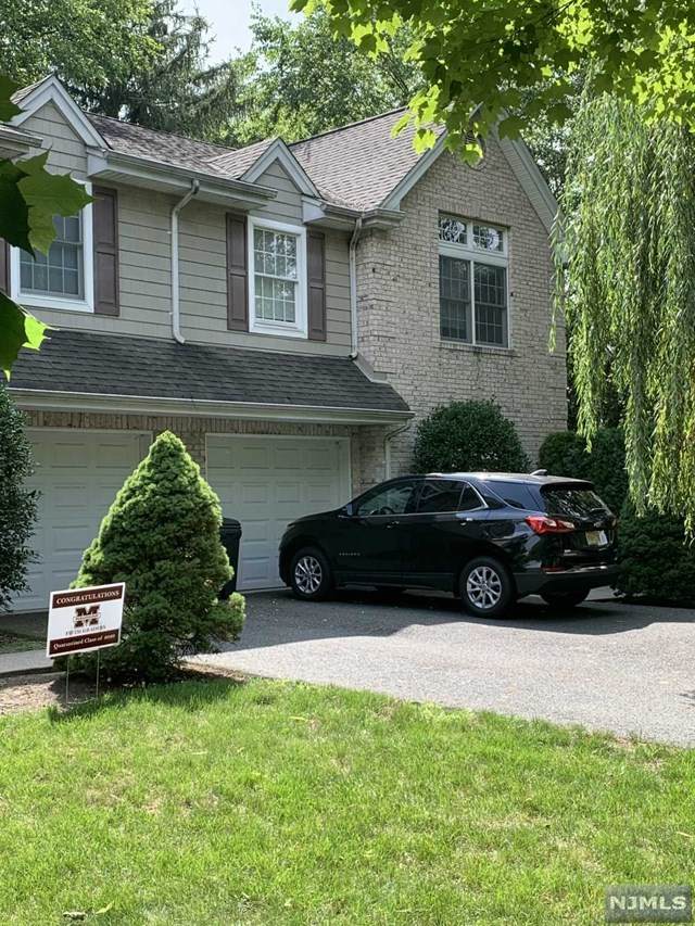 84 Hickory Court - Photo 1