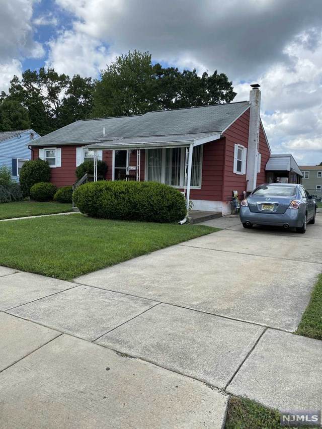 107 Brooke Avenue - Photo 1