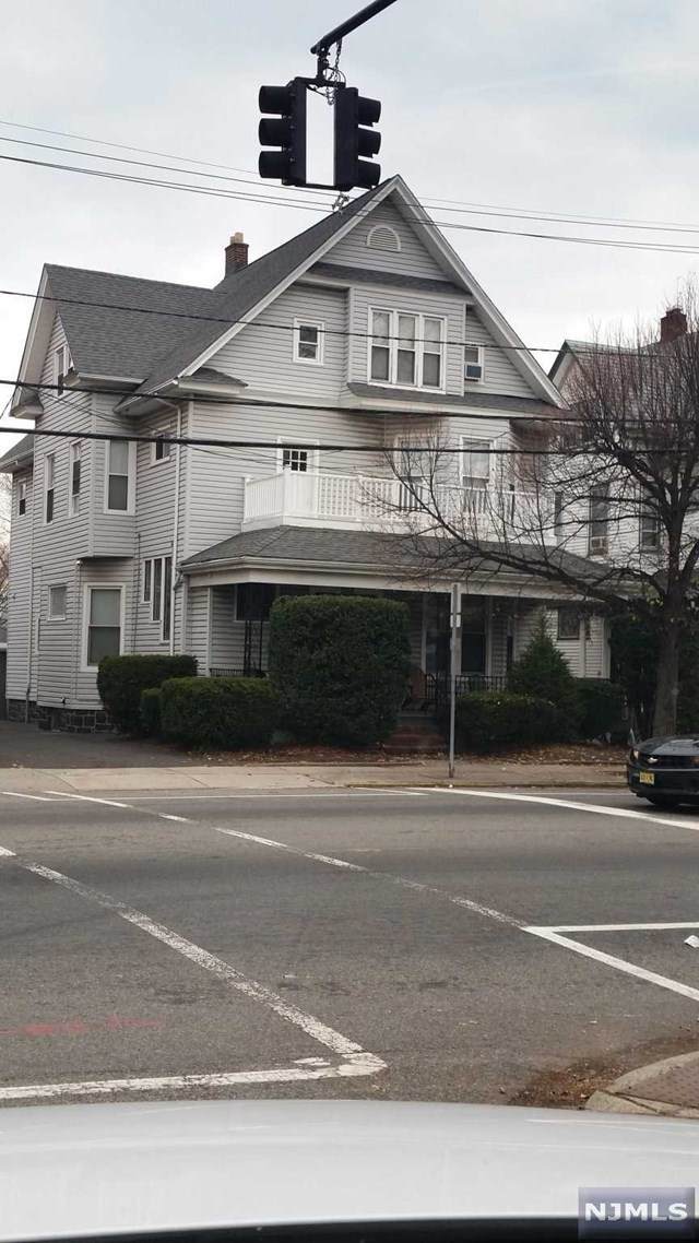 733-735 Boulevard East - Photo 1