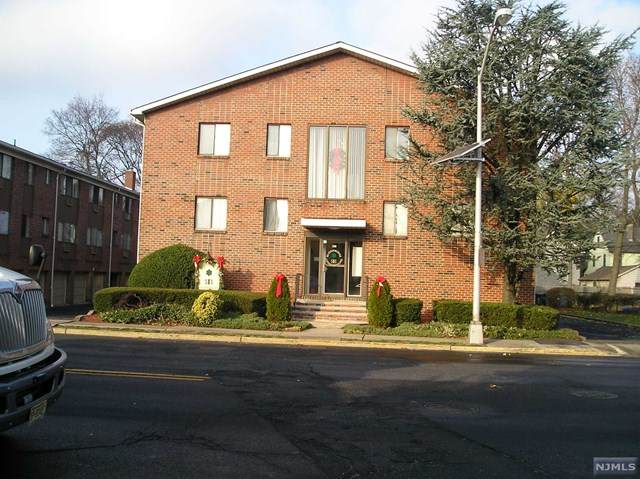 206 Broad Street - Photo 1