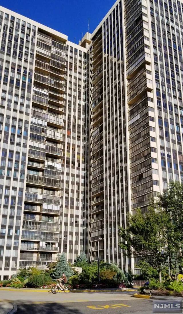 200 Winston Drive - Photo 1