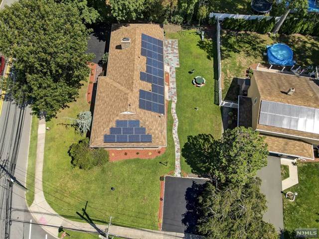 4 Vincent Drive - Photo 1