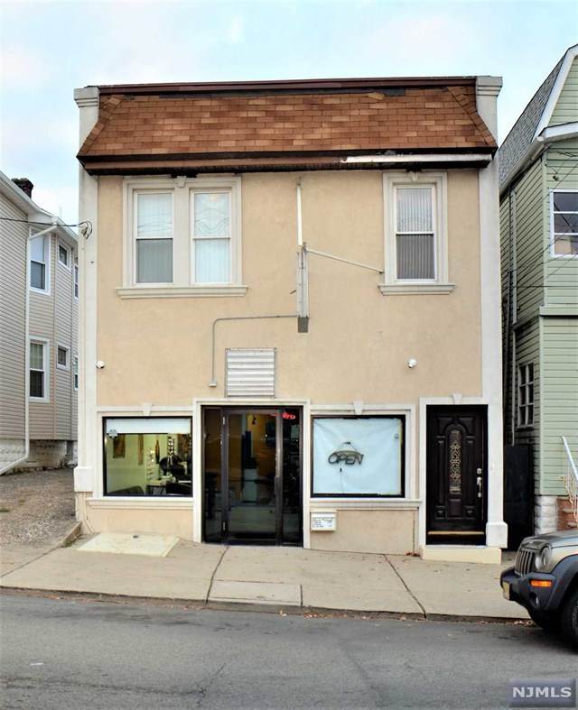117 Bergen Avenue - Photo 1