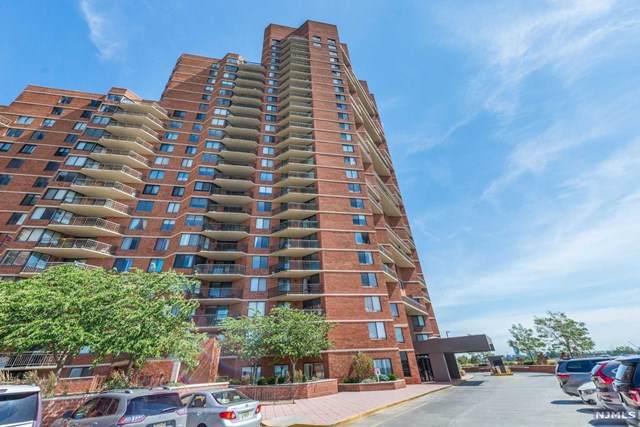 2308 Harmon Cove Tower - Photo 1
