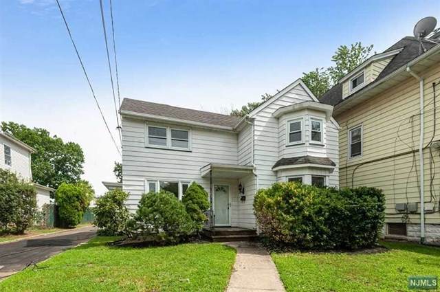 76 Dewitt Avenue - Photo 1