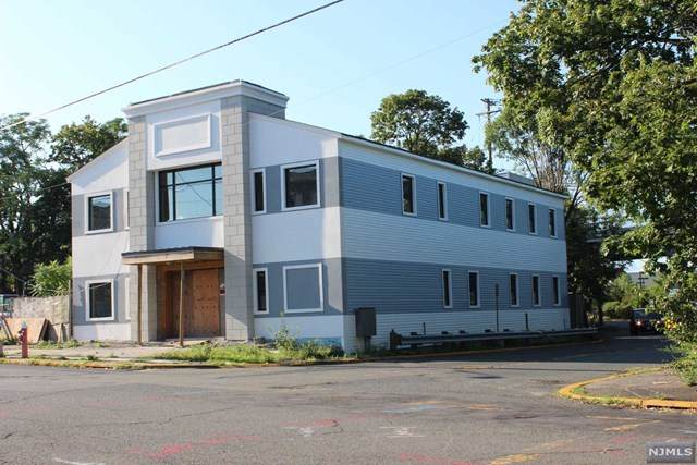 1010 Edgewater Avenue - Photo 1