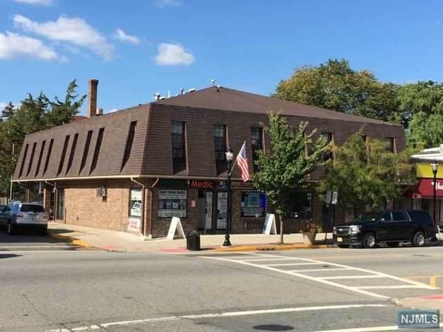 199 Boulevard - Photo 1
