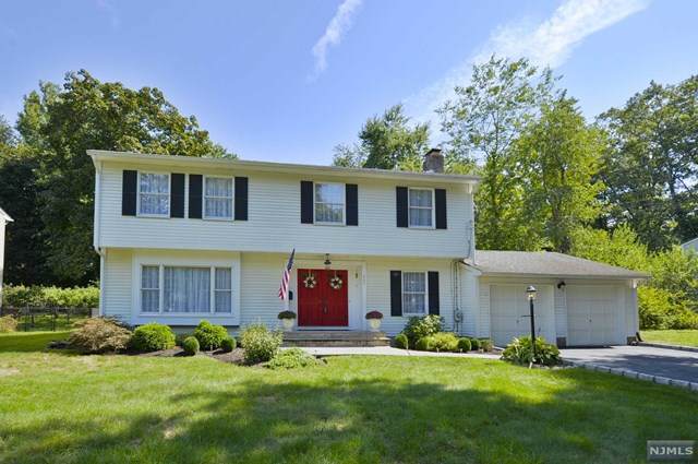 207 Glen Avenue - Photo 1