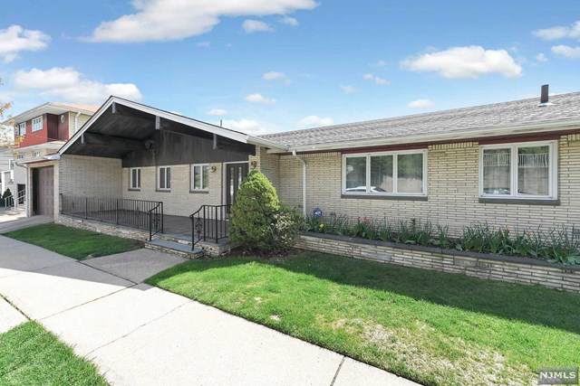 611 5th Street - Photo 1
