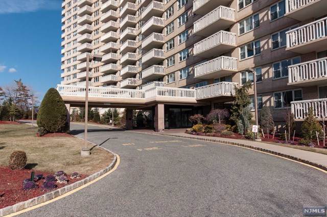 555 North Avenue - Photo 1