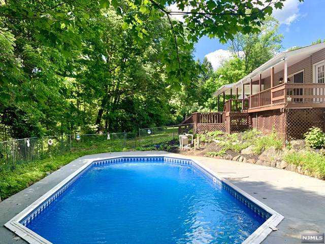 585 Macopin Road - Photo 1