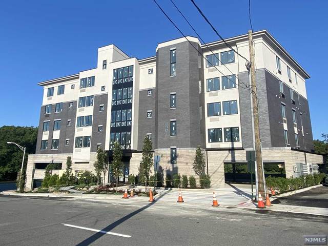 2301 Lemoine Avenue - Photo 1