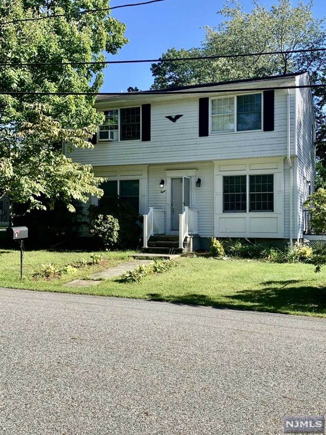 8 Carolyn Street - Photo 1