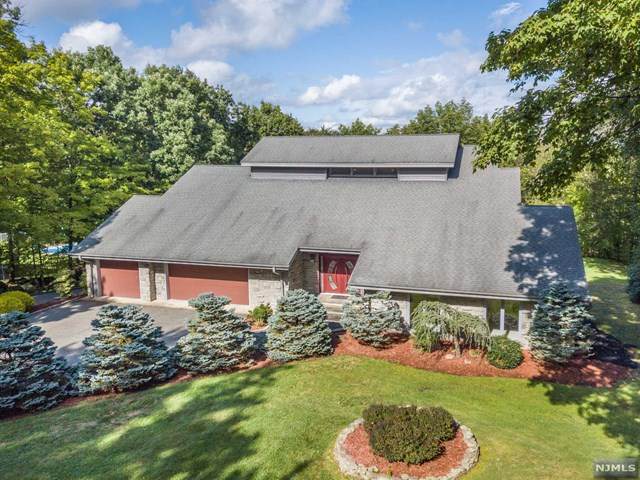 46 Round Hill Road - Photo 1