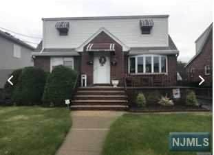 275 Martha Avenue - Photo 1