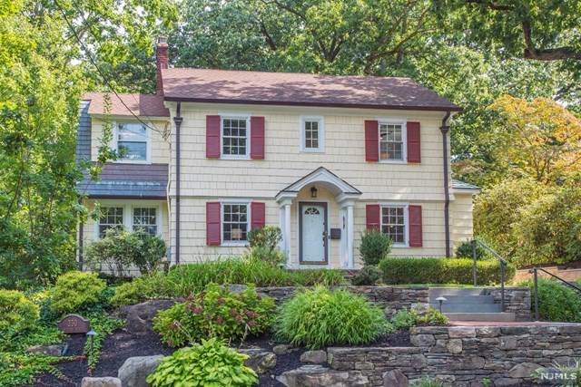230 Rutgers Place - Photo 1