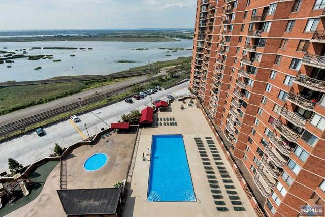 704 Harmon Cove Tower - Photo 1