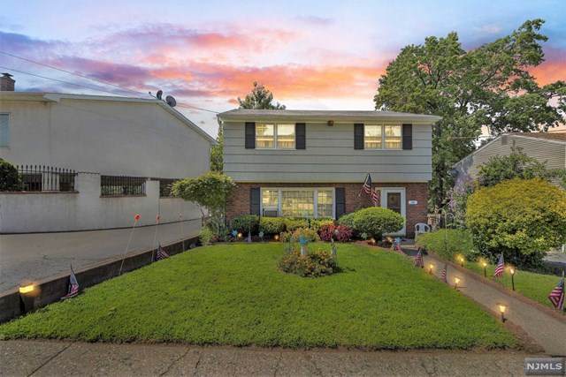 42 Midland Avenue - Photo 1