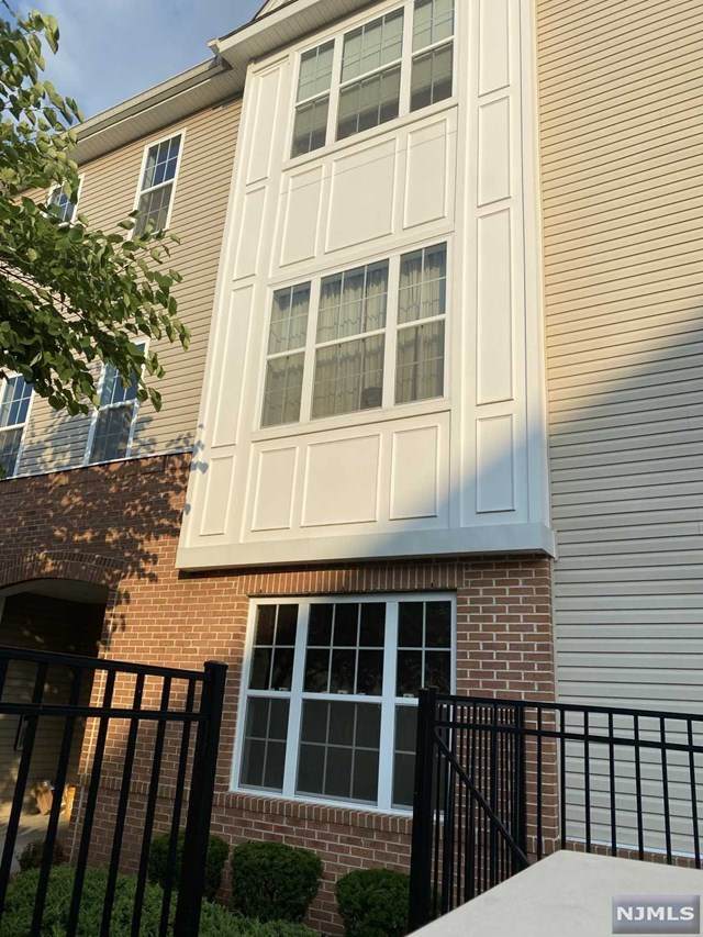 435 Van Houten Avenue - Photo 1