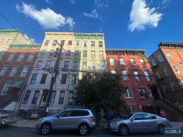 1011 Park Avenue - Photo 1