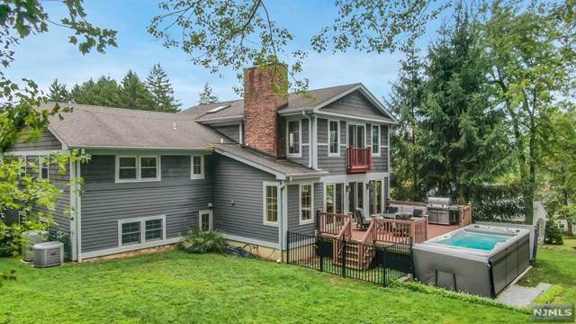 713 Orange Court - Photo 1