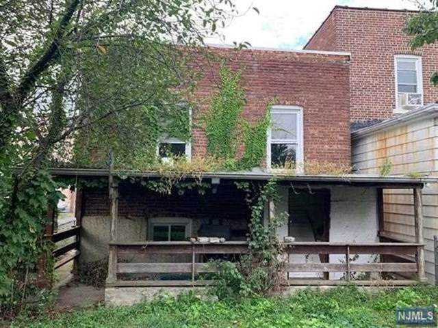 14 Irving Place - Photo 1