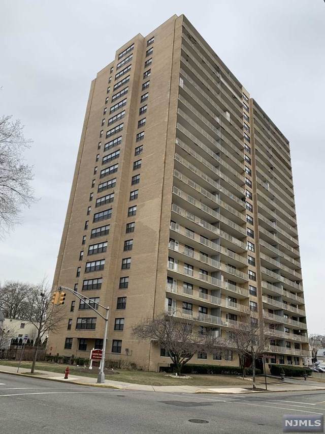 285 Aycrigg Avenue - Photo 1