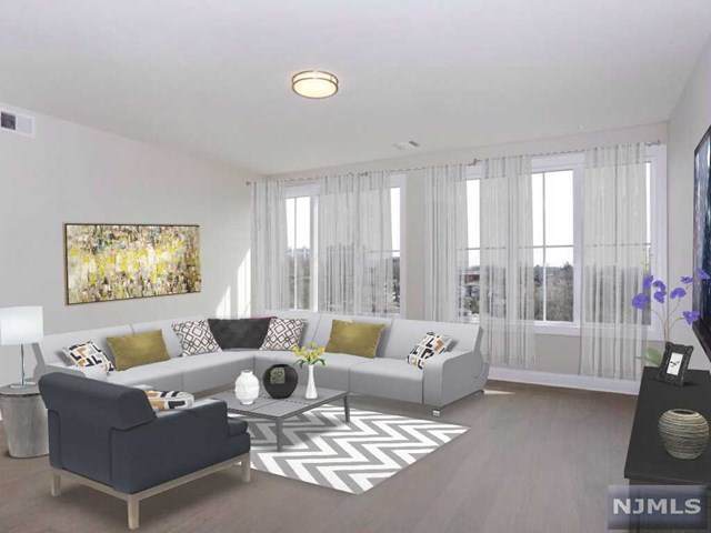 555 10th Street - Photo 1