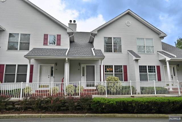 92 Heather Lane - Photo 1