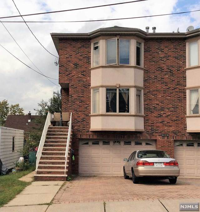 32 8th Street - Photo 1