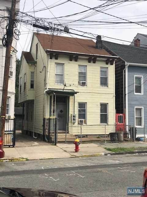 783 19th Street - Photo 1