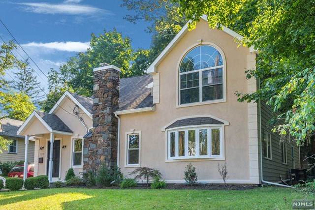 130 Westville Avenue - Photo 1
