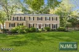 3 Raleigh Court - Photo 1