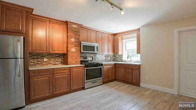 494 Avenue C - Photo 1