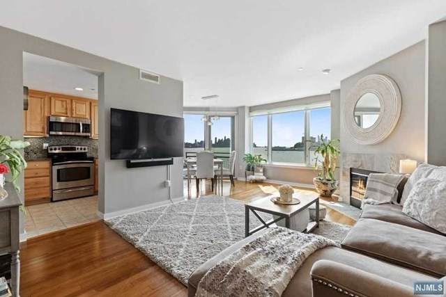 600 Harbor Boulevard - Photo 1