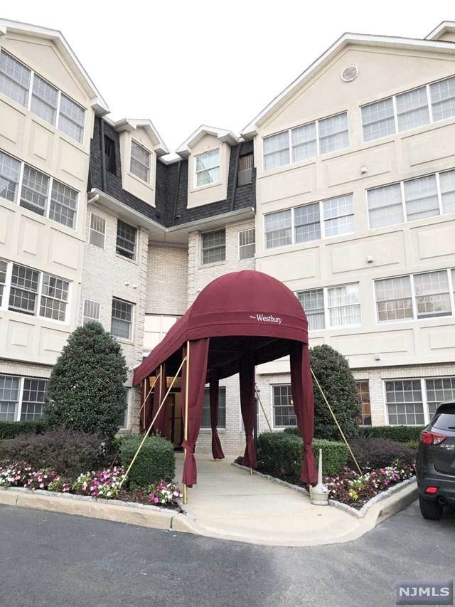 131 Clinton Place - Photo 1