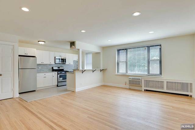 100 Central Avenue - Photo 1