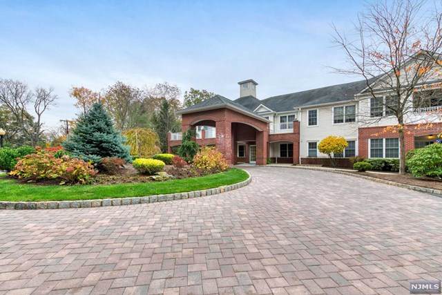 80 Ridgewood Road - Photo 1