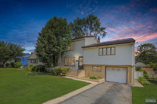 686 Bloomfield Avenue - Photo 1