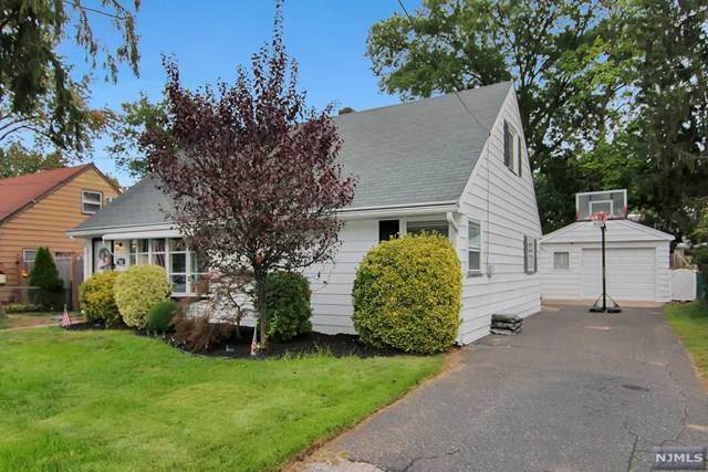 285 Howard Avenue - Photo 1