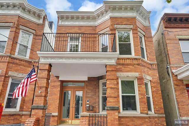 114 Highpoint Avenue - Photo 1