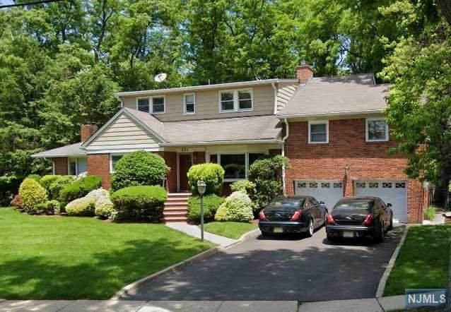 851 Winthrop Road - Photo 1