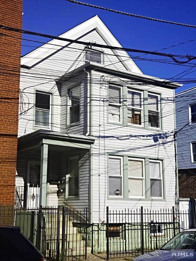 126 Parker Street - Photo 1