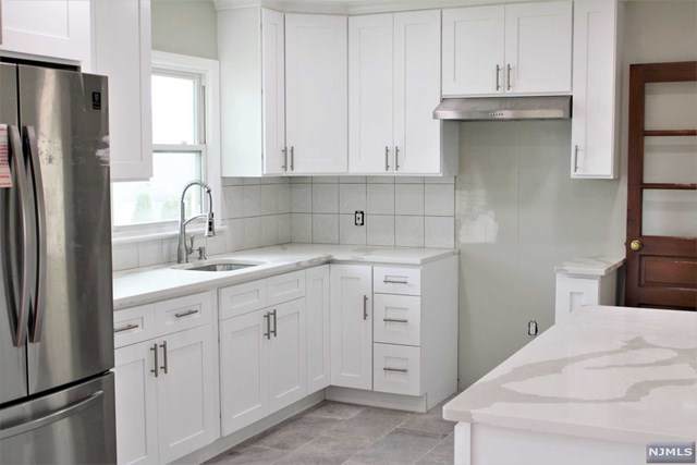 1066 Luhman Terrace - Photo 1