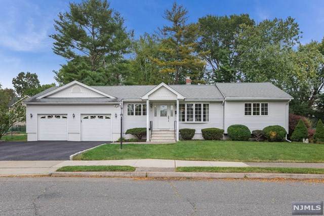 32 Michael Drive - Photo 1